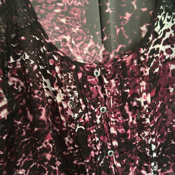 GUESS SHEER LONG SLEEVE BLOUSE - Picture 2 of 5